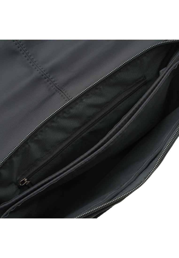 Men's Nylon Messenger Bag
