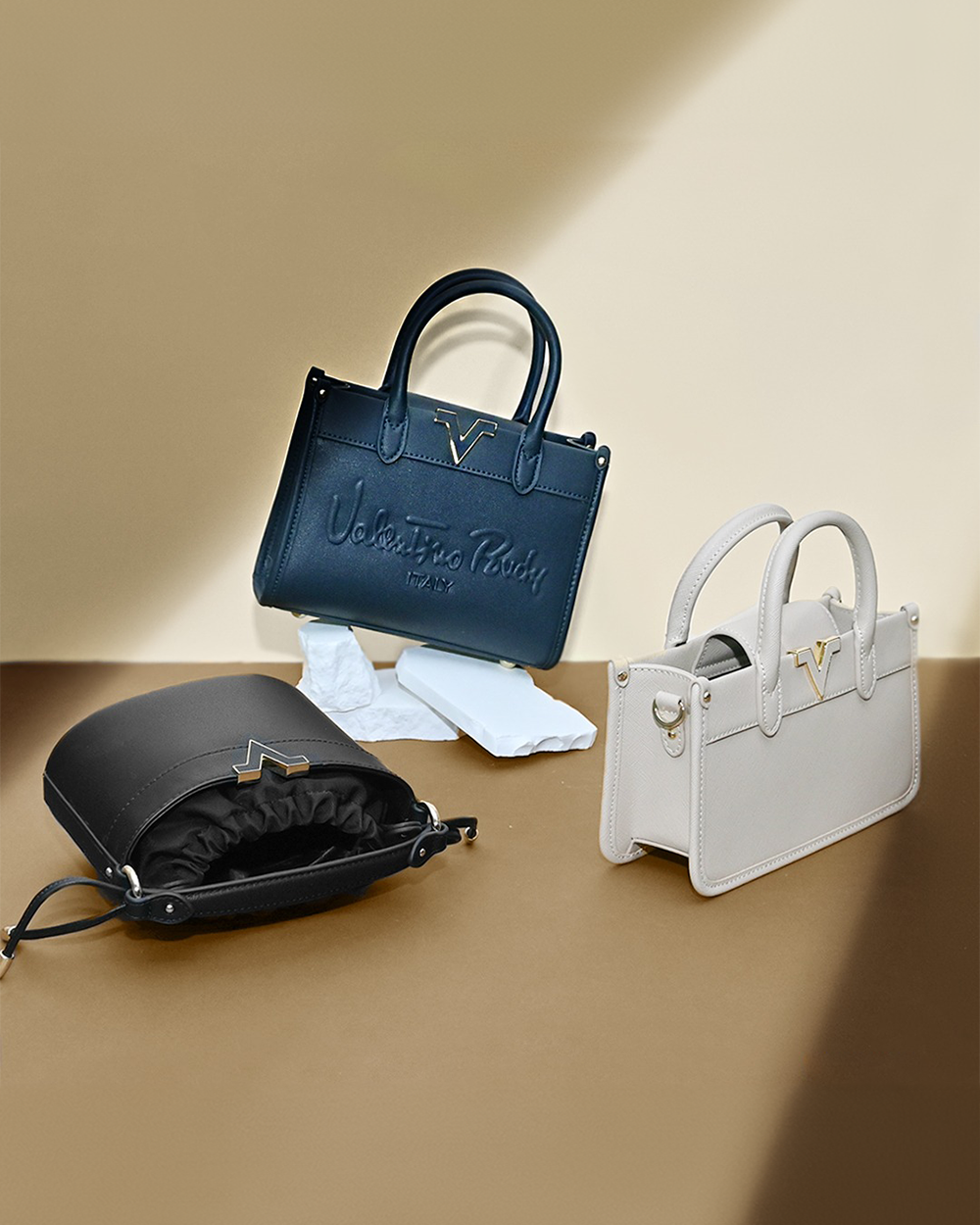 Valentino Rudyサンダルウッド パター レア 34インチ Valentino Rudyサンダルウッド パター レア 34インチ 【公式通販】